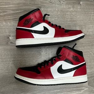 ***SOLD***Air Jordan 1 Mid “Chicago” sneakers - Men’s size 10